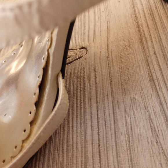 Womens Victoria Spenser White Strap Sandals Silver 3" Heel Size 9 1/2 - Picture 3 of 12